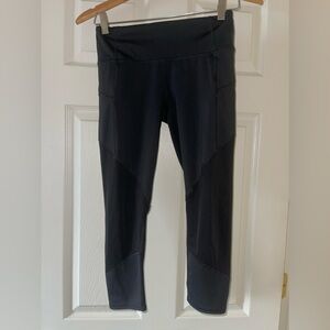 Athleta cropped workout pants XSP